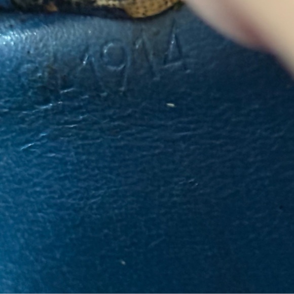 Authentic/Vintage - LV Epi Porte Tresor International Wallet - Picture 15 of 16